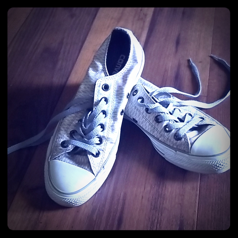 Woman shoes